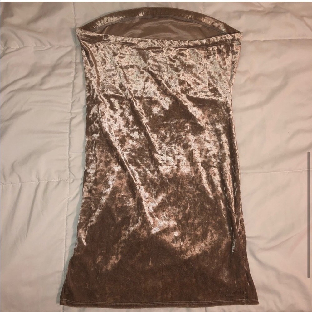 Fashion Nova Beating Heart Velvet Dress